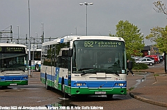 Swebus_5633_Varberg_station_20060519